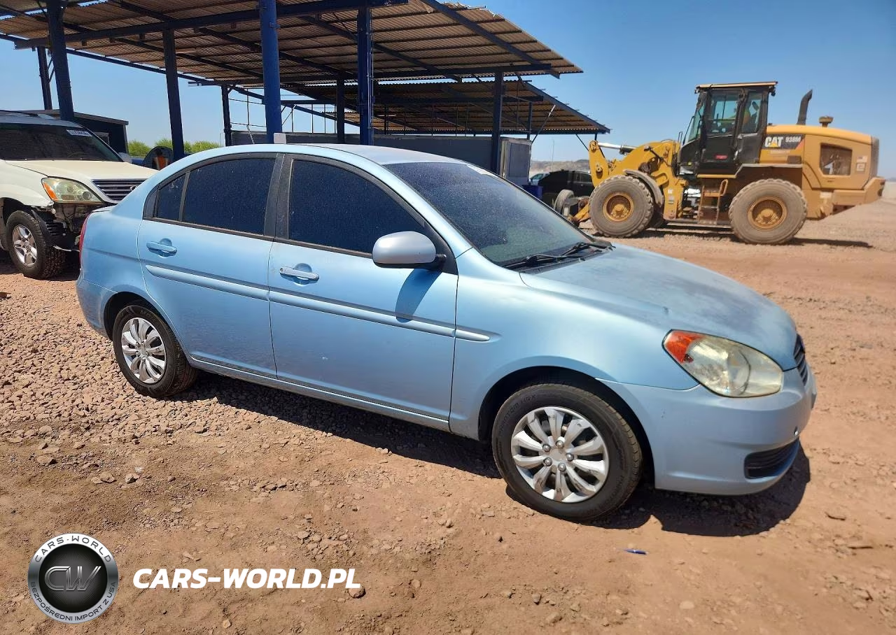 2010 Hyundai Accent Gls VIN:KMHCN4AC1AU486435 - 4