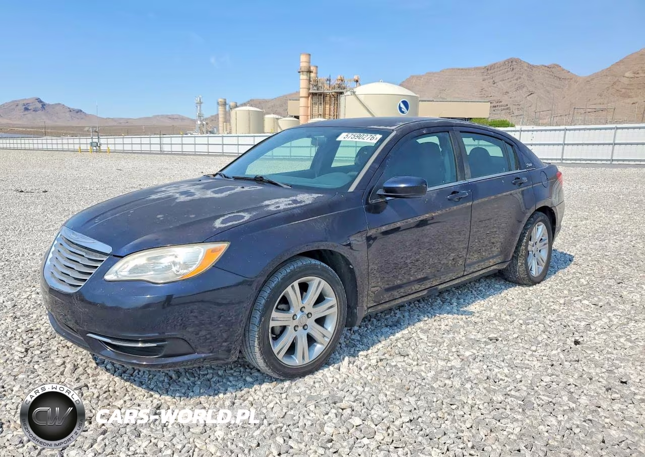 2011 Chrysler 200 Touring – zdjęcie 1 z 13