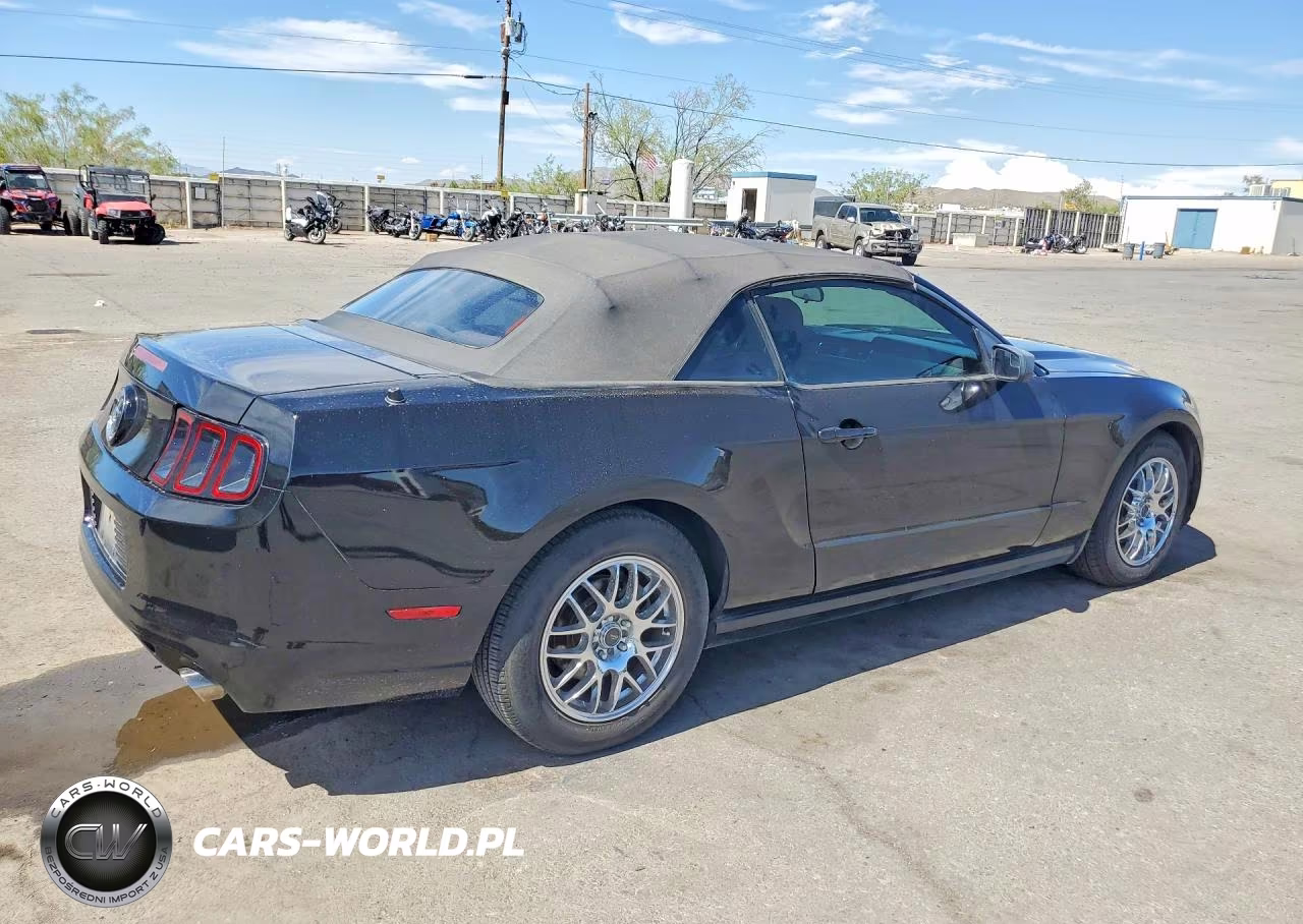 2013 Ford Mustang VIN:1ZVBP8EM0D5217066 - 3