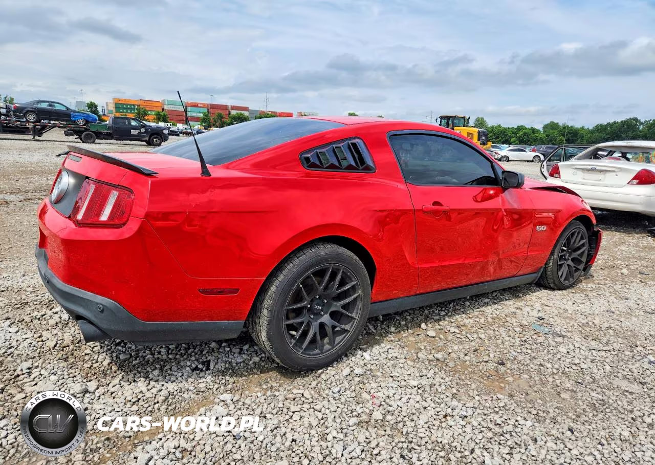 2012 Ford Mustang VIN:1ZVBP8AM6C5261741 - 3