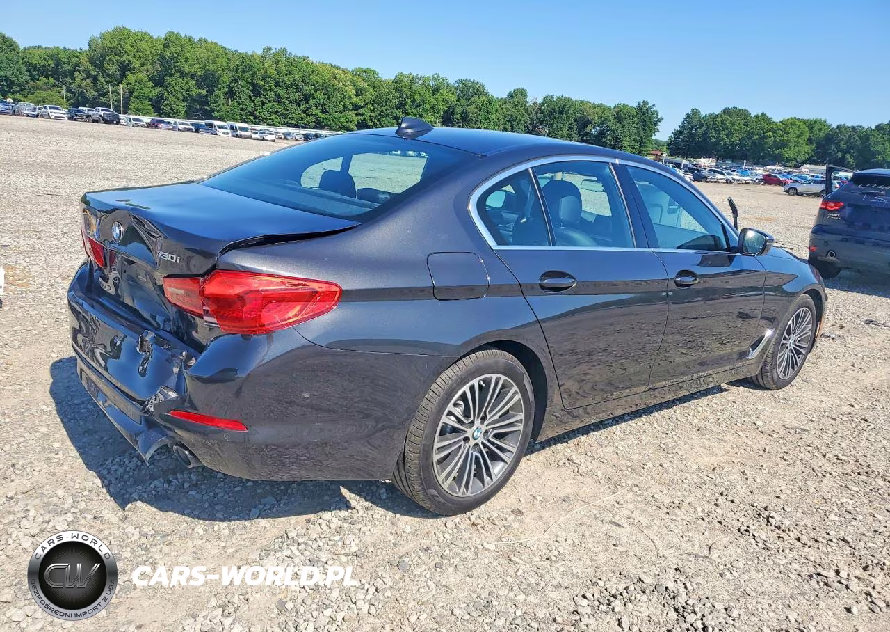 2019 BMW 530 I VIN:WBAJA5C5XKBX46899 - 3