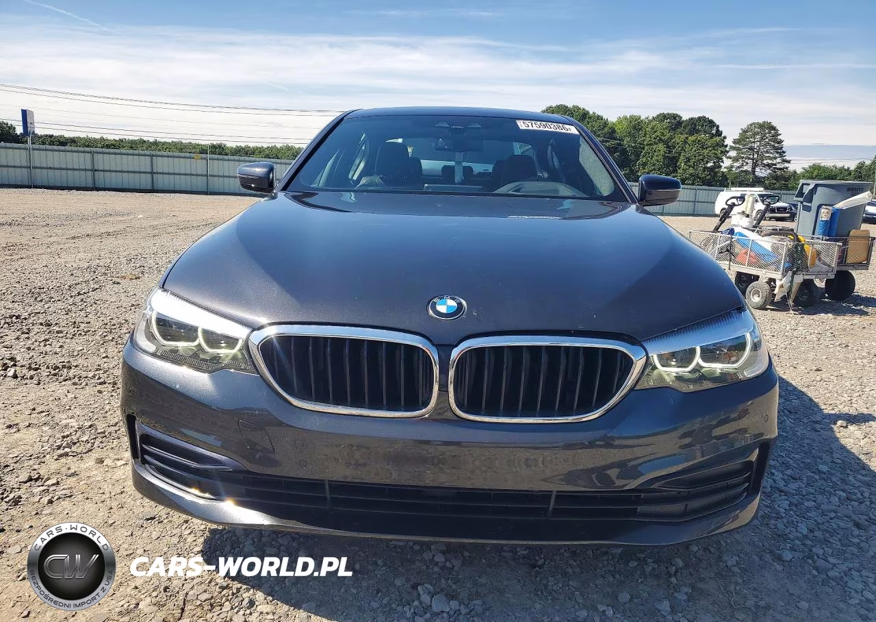 2019 BMW 530 I VIN:WBAJA5C5XKBX46899 - 5