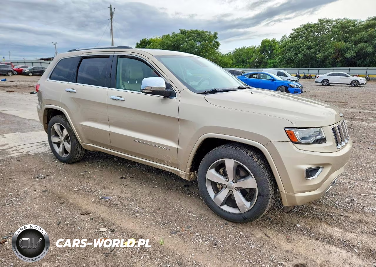 2014 Jeep Grand Cherokee Overland VIN:1C4RJECG5EC276397 - 4