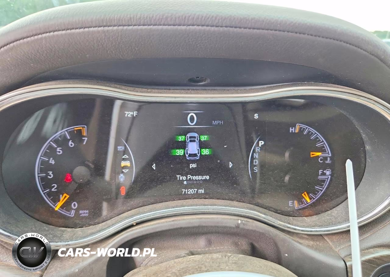 2014 Jeep Grand Cherokee Overland VIN:1C4RJECG5EC276397 - 9