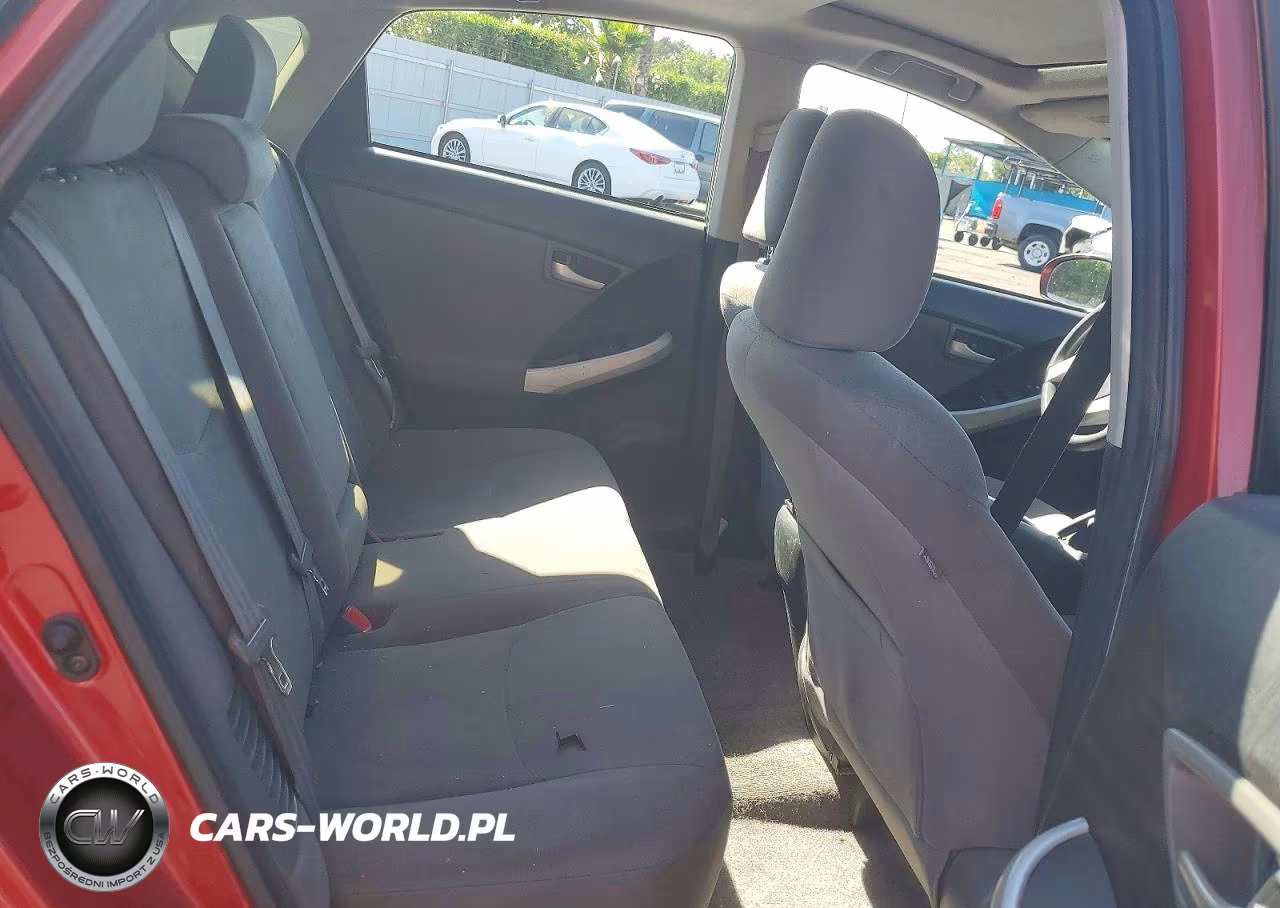 2012 Toyota Prius Three VIN:JTDKN3DU1C1544157 - 10