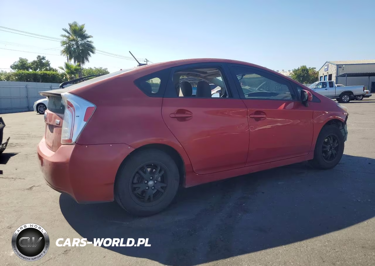 2012 Toyota Prius Three VIN:JTDKN3DU1C1544157 - 3