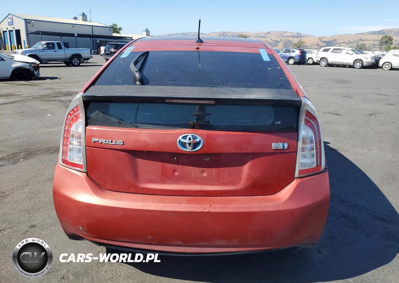 2012 Toyota Prius Three VIN:JTDKN3DU1C1544157 - 6