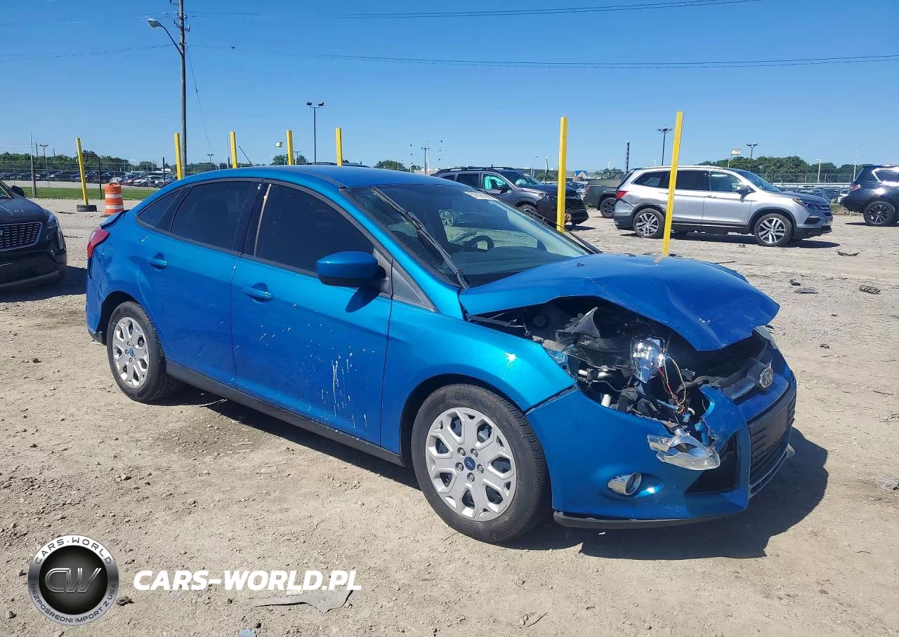 2012 Ford Focus Se VIN:1FAHP3F2XCL139148 - 4