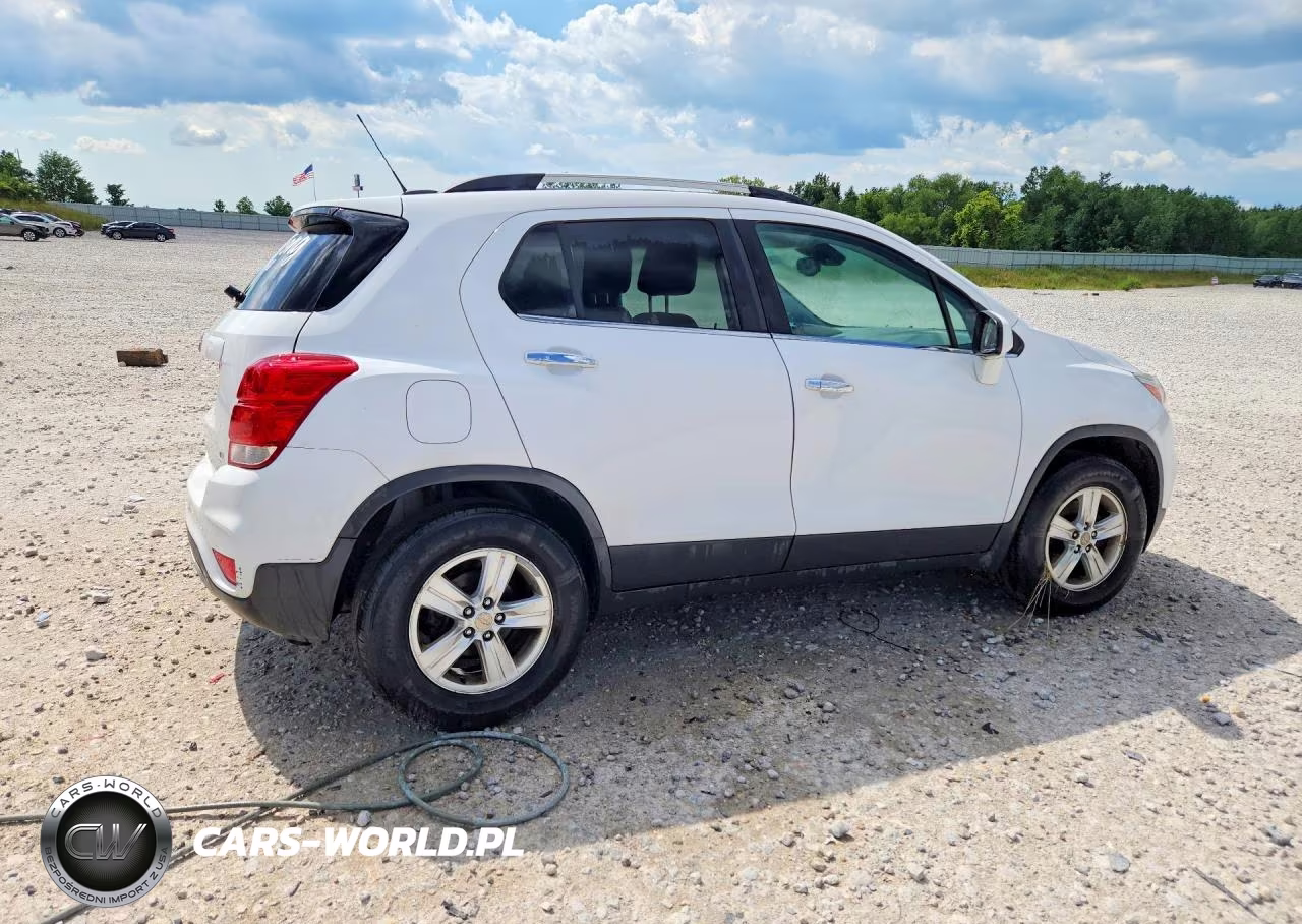 2017 Chevrolet Trax 1Lt VIN:3GNCJPSB1HL212638 - 3