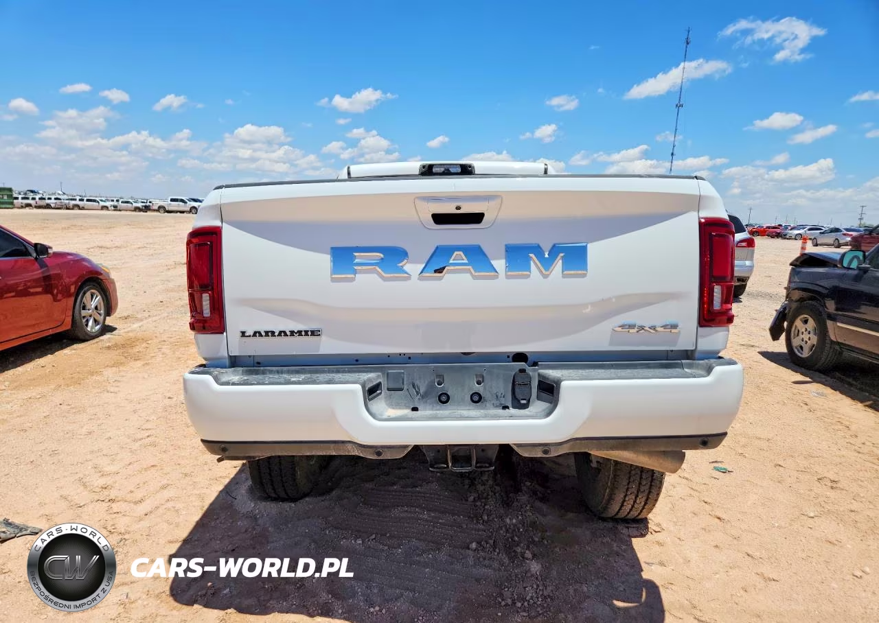 2025 Ram 2500 Laramie VIN:3C6UR5FLXSG567750 - 6
