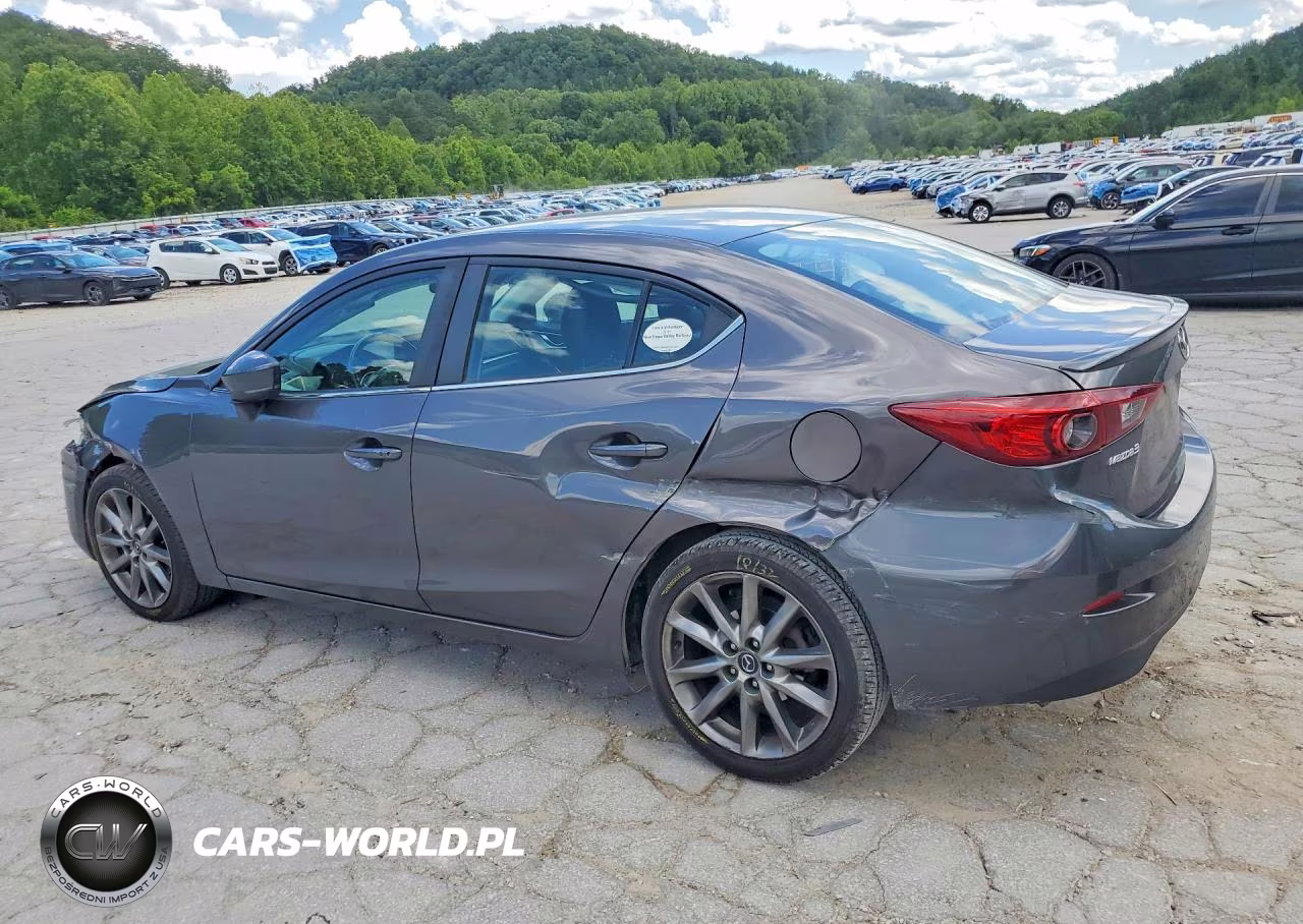 2018 Mazda 3 Touring VIN:3MZBN1V32JM251701 - 2