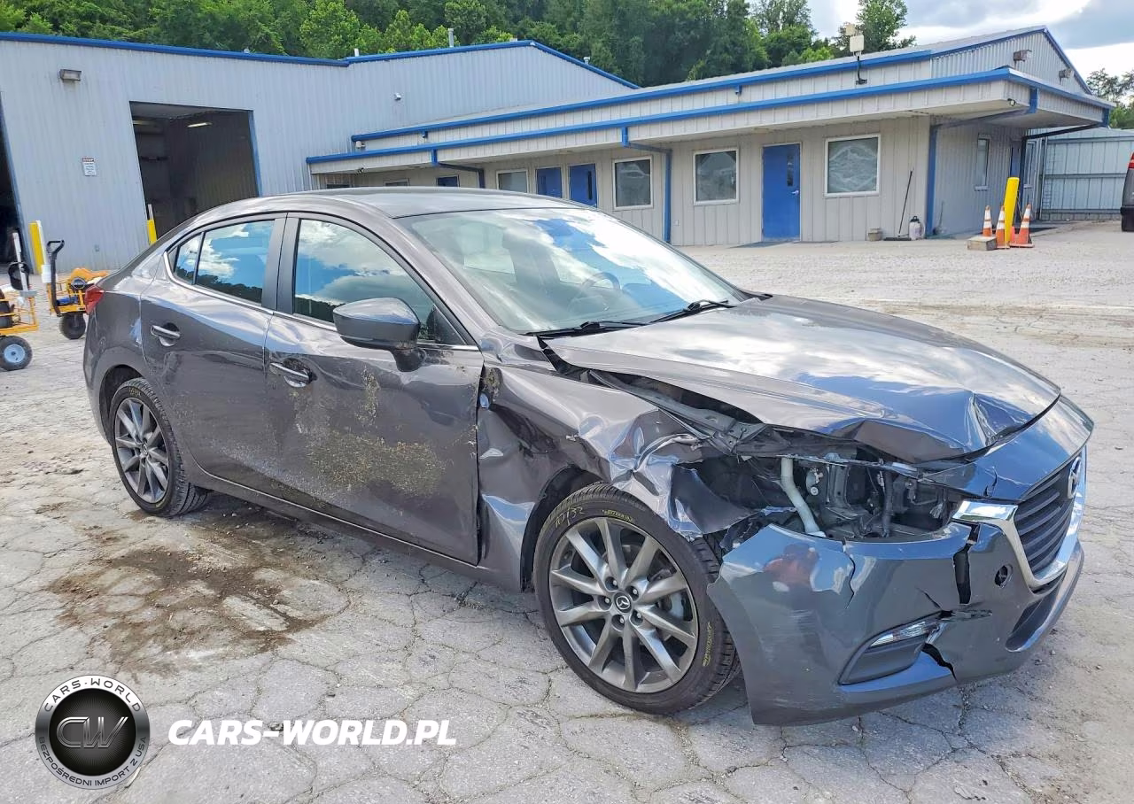 2018 Mazda 3 Touring VIN:3MZBN1V32JM251701 - 4
