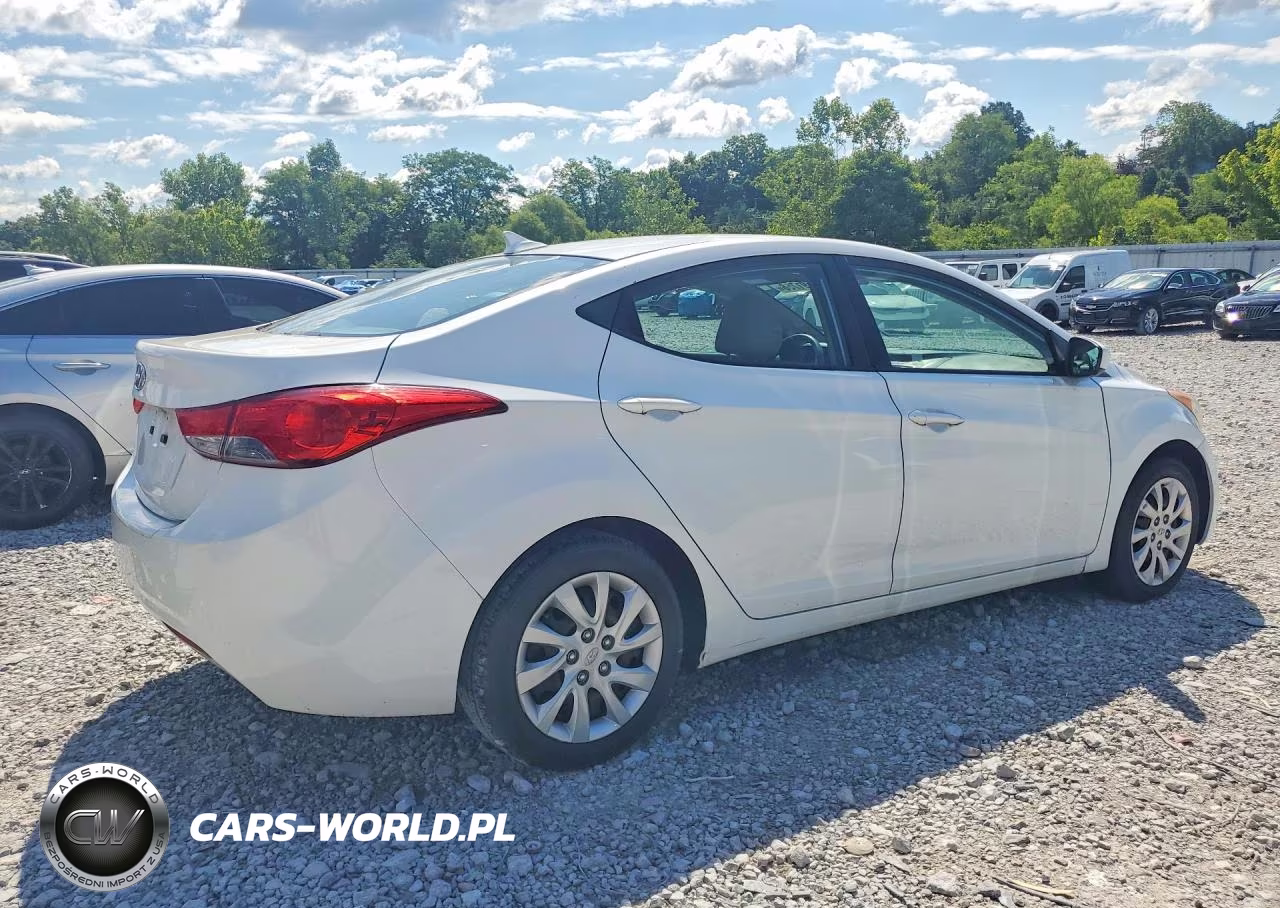 2012 Hyundai Elantra Gls VIN:5NPDH4AE2CH071137 - 3