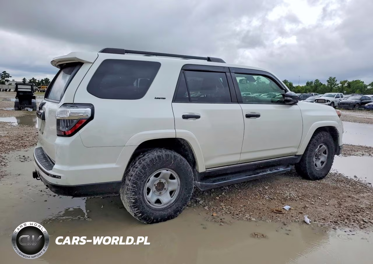 2020 Toyota 4Runner Nightshade Edition VIN:JTEBU5JR9L5819065 - 3