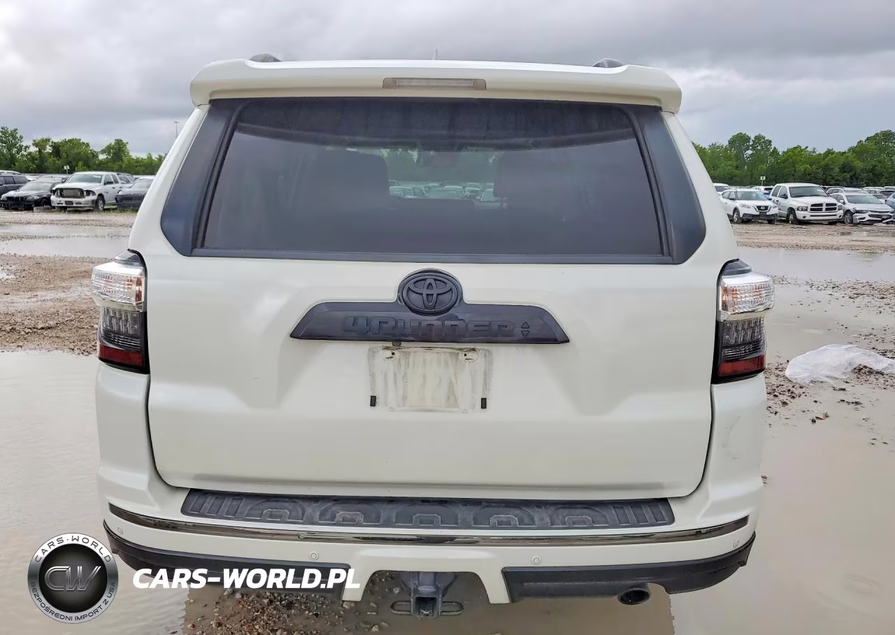 2020 Toyota 4Runner Nightshade Edition VIN:JTEBU5JR9L5819065 - 6