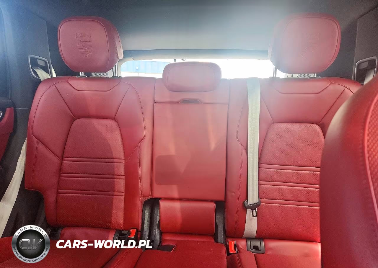 2023 Porsche Cayenne Base VIN:WP1AA2AY8PDA01979 - 10