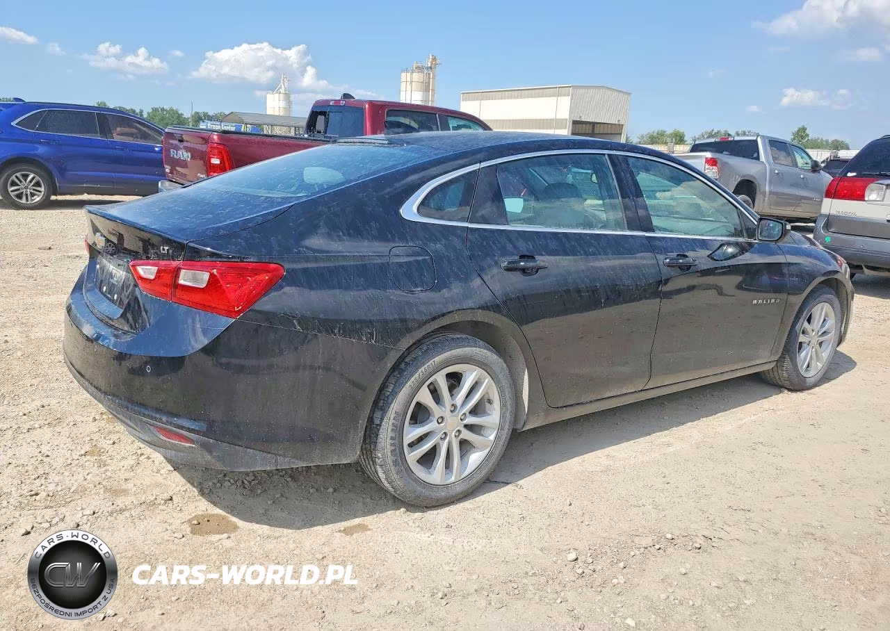 2016 Chevrolet Malibu VIN:1G1ZE5ST4GF273326 - 3