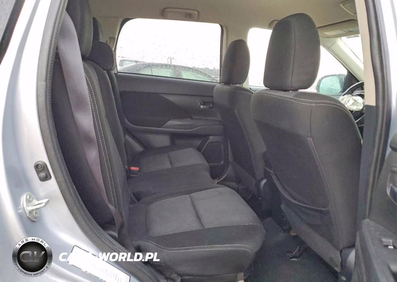 2016 Mitsubishi Outlander Se VIN:JA4AD3A37GZ016912 - 11
