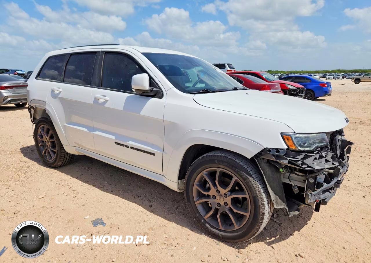2020 Jeep Grand Cherokee Overland VIN:1C4RJECGXLC257972 - 4