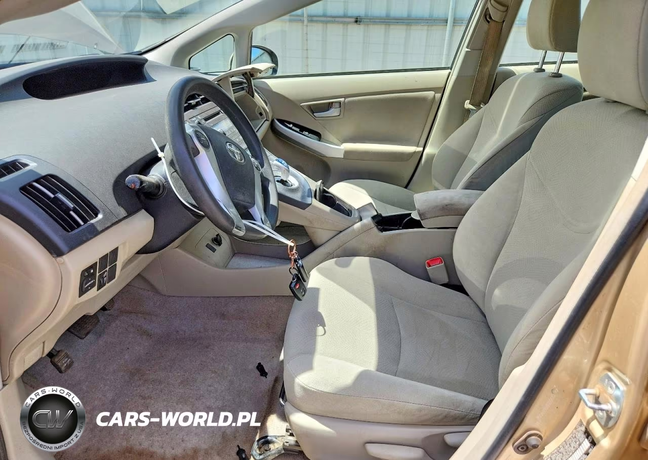 2011 Toyota Prius Two VIN:JTDKN3DU4B1477133 - 7