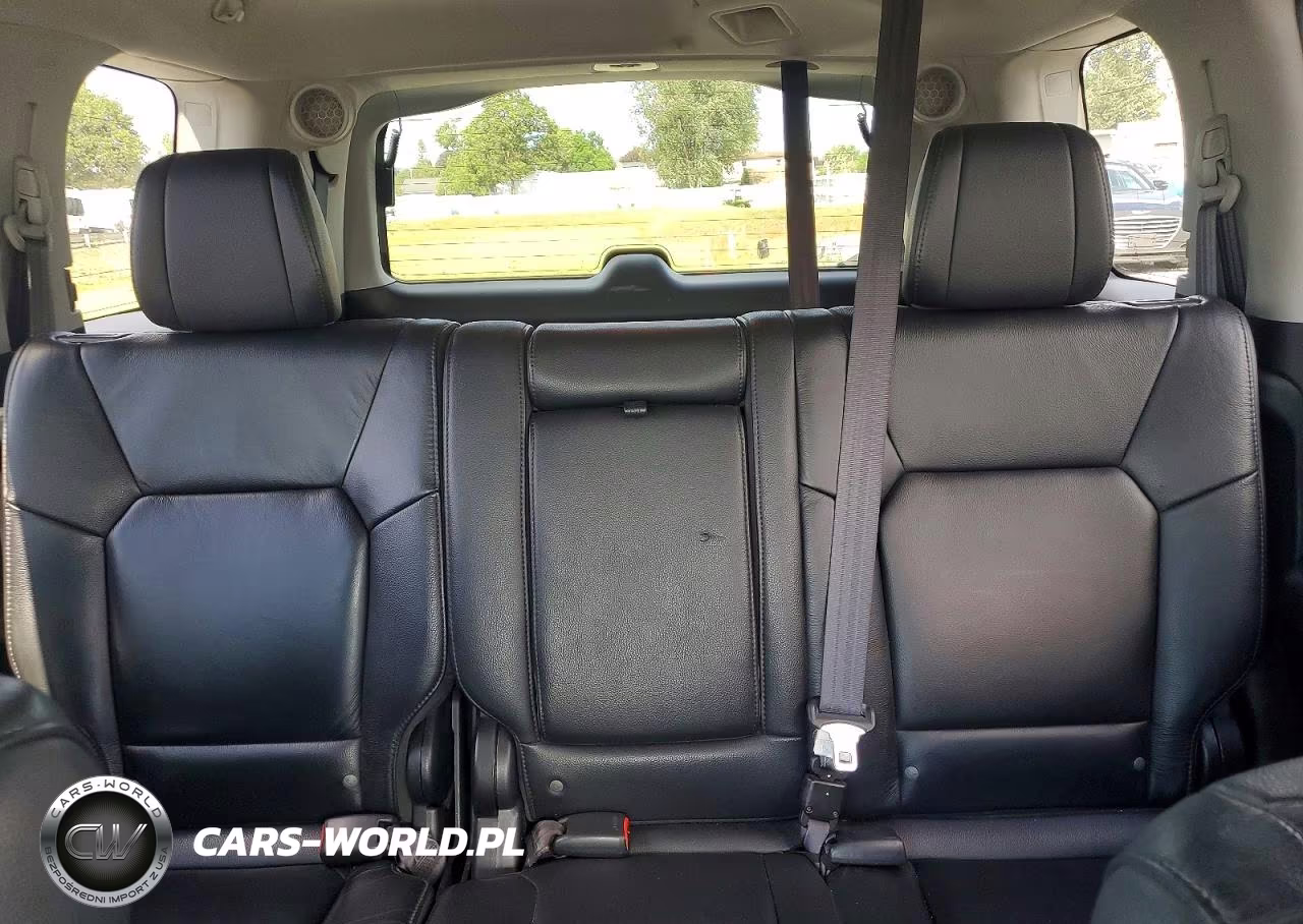 2012 Honda Pilot Touring VIN:5FNYF4H96CB027849 - 10