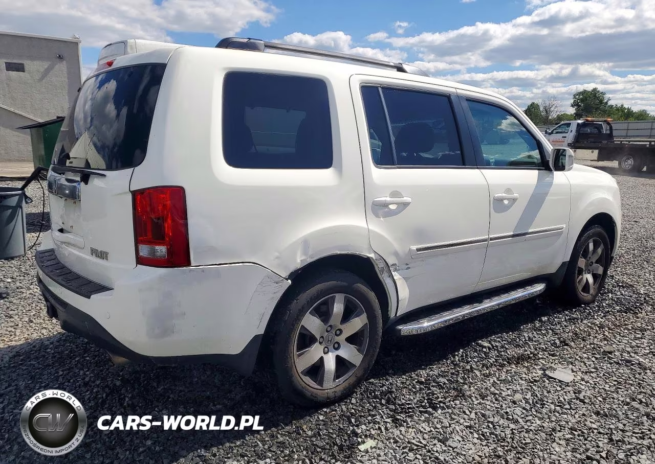 2012 Honda Pilot Touring VIN:5FNYF4H96CB027849 - 3