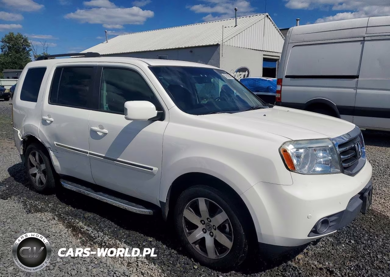 2012 Honda Pilot Touring VIN:5FNYF4H96CB027849 - 4