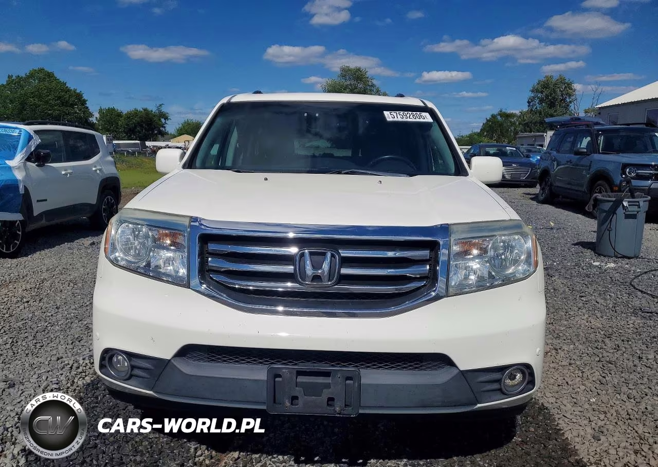 2012 Honda Pilot Touring VIN:5FNYF4H96CB027849 - 5