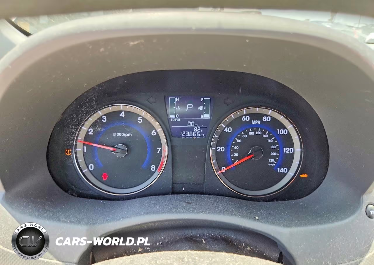 2017 Hyundai Acc VIN:KMHCT4AE0HU297843 - 9