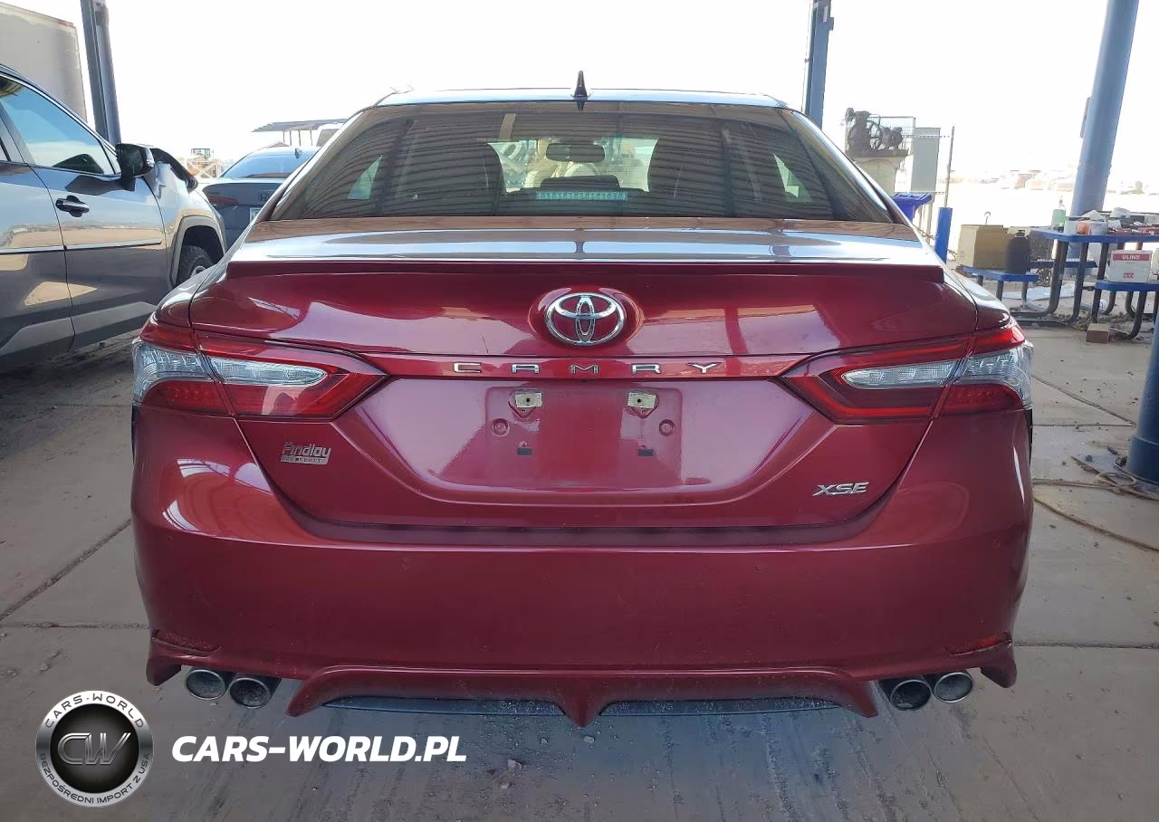 2018 Toyota Camry Xse VIN:4T1B61HK6JU663761 - 6