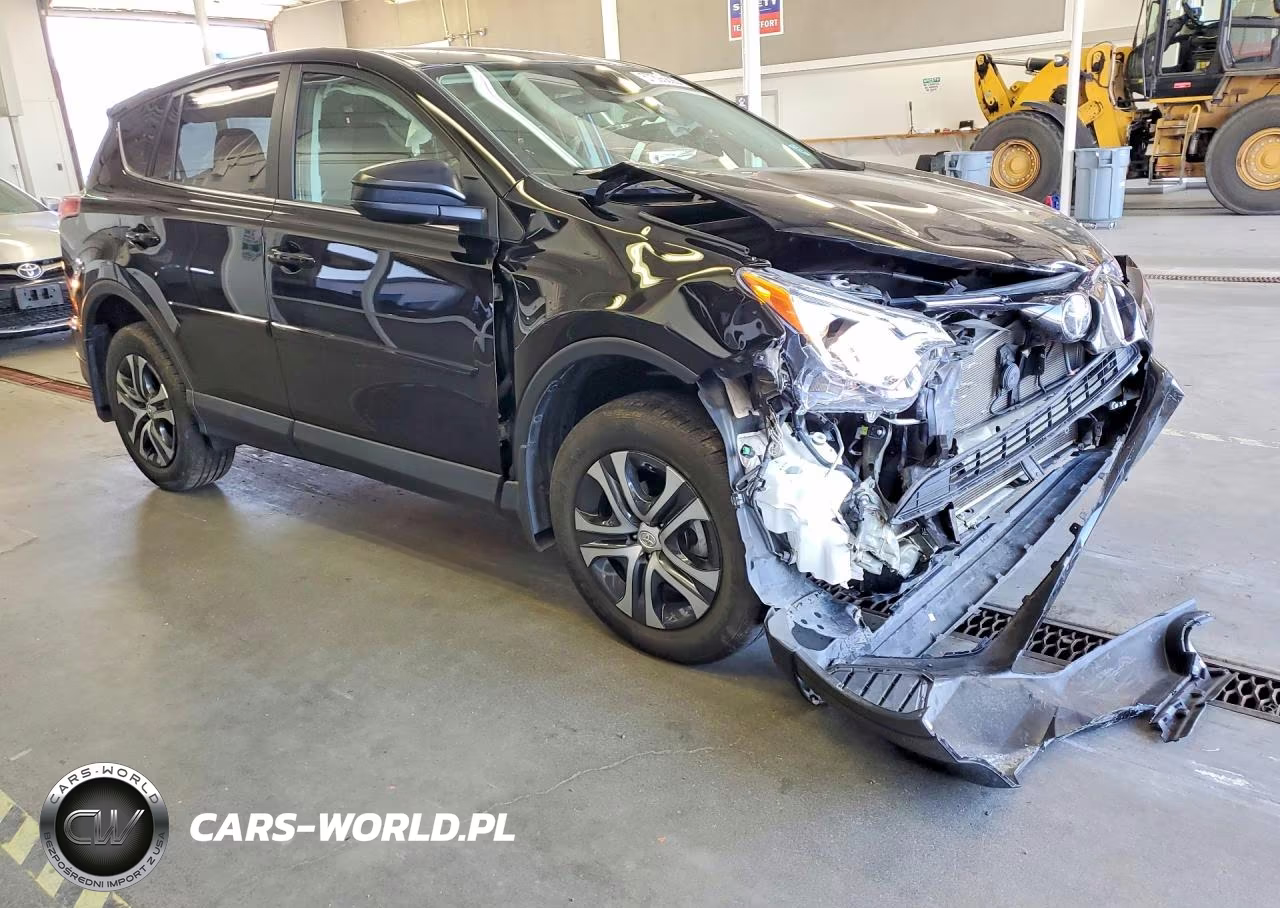 2018 Toyota Rav4 Le VIN:2T3BFREV9JW828951 - 4