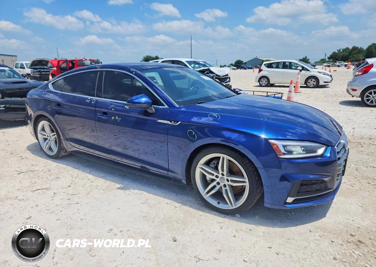 2018 Audi A5 Premium Plus S-Line VIN:WAUENCF58JA117216 - 4