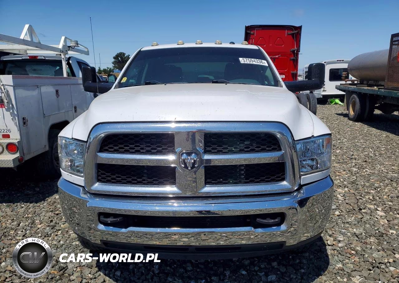 2018 Ram 3500 St VIN:3C63RRGL5JG120386 - 5