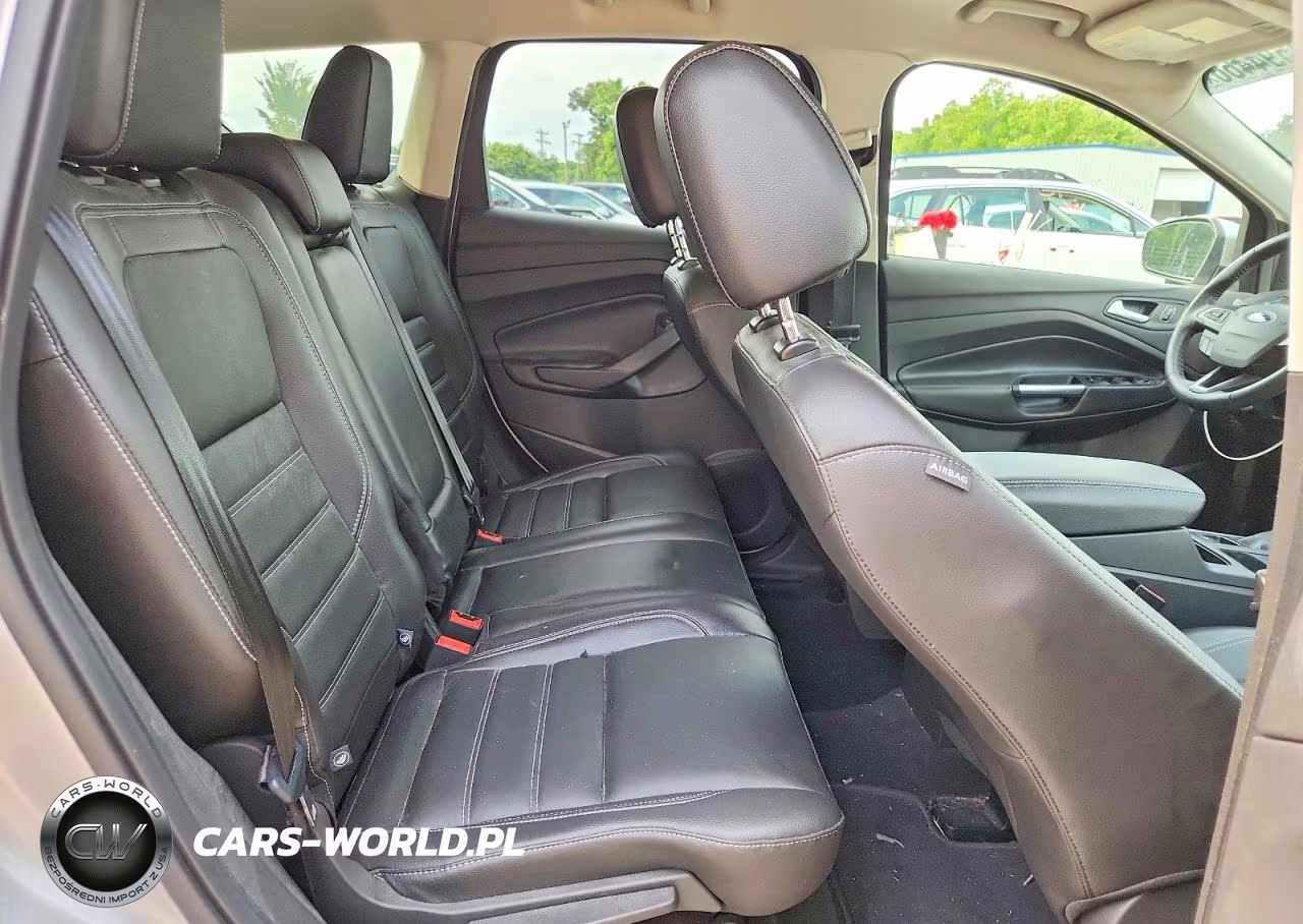 2017 Ford Escape Se VIN:1FMCU0GD8HUA87706 - 11