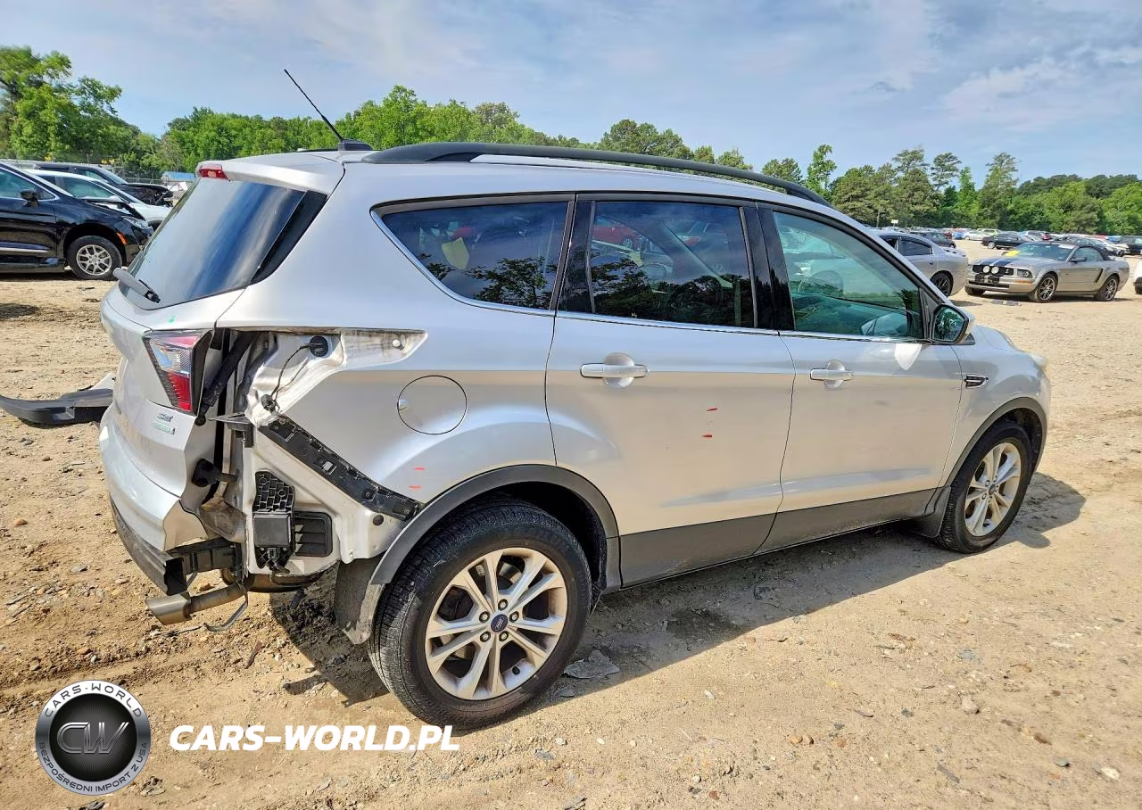 2017 Ford Escape Se VIN:1FMCU0GD8HUA87706 - 3