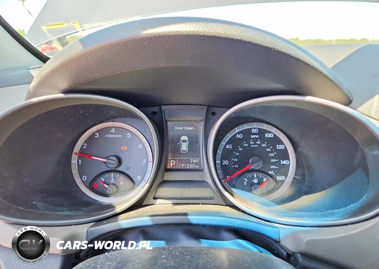 2013 Hyundai Santa Fe Sport 2.4L VIN:5XYZT3LB1DG114246 - 9