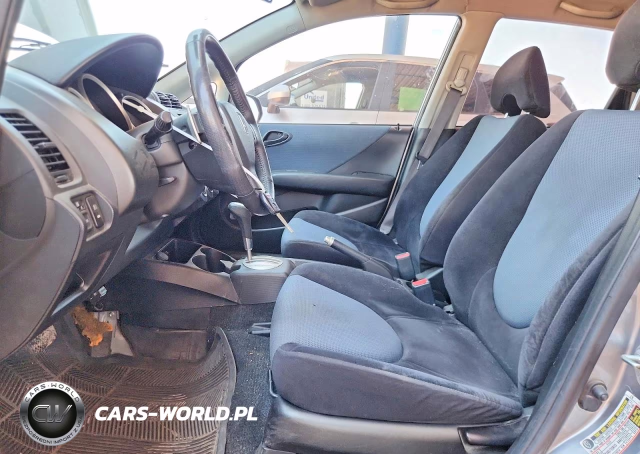 2008 Honda Fit Sport VIN:JHMGD38638S014700 - 7