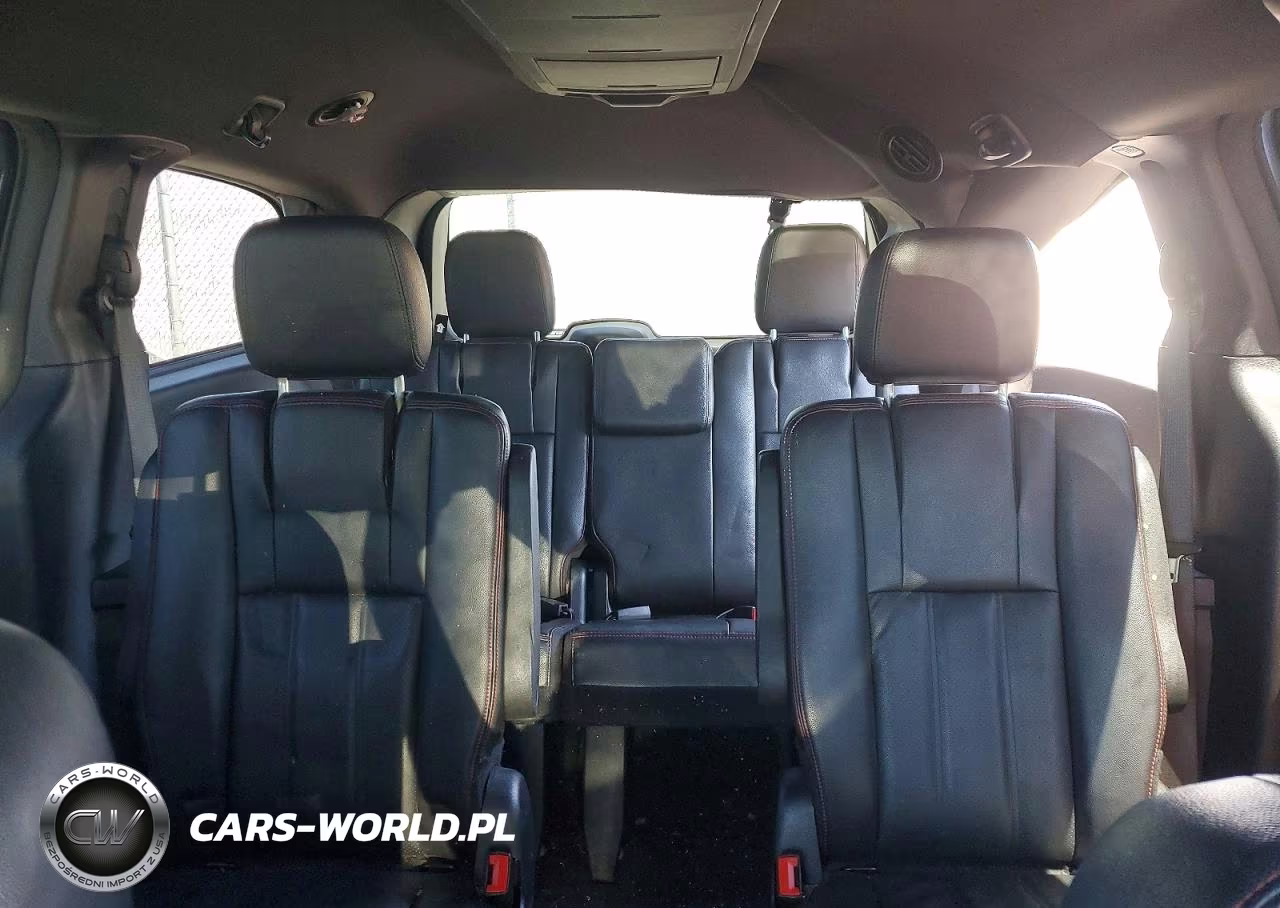 2018 Dodge Grand Caravan Gt VIN:2C4RDGEG7JR345527 - 10