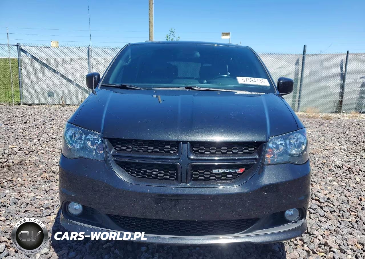 2018 Dodge Grand Caravan Gt VIN:2C4RDGEG7JR345527 - 5