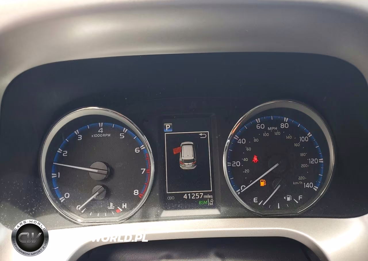 2018 Toyota Rav4 Limited VIN:2T3DFREV3JW762387 - 9