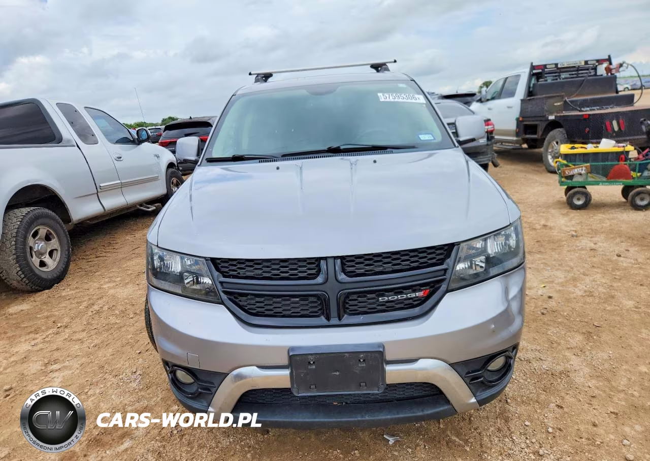 2016 Dodge Journey Crossroad VIN:3C4PDCGB3GT178624 - 5