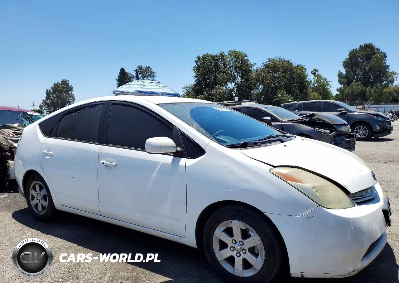 2005 Toyota Prius Base VIN:JTDKB20UX53027097 - 4