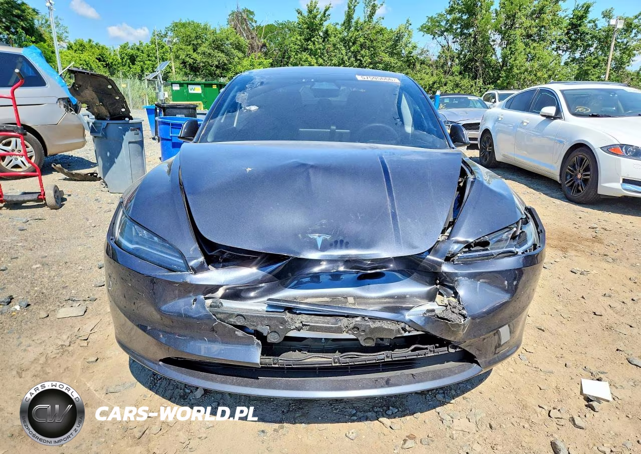 2025 Tesla Model 3 VIN:5YJ3E1EA2SF966327 - 5