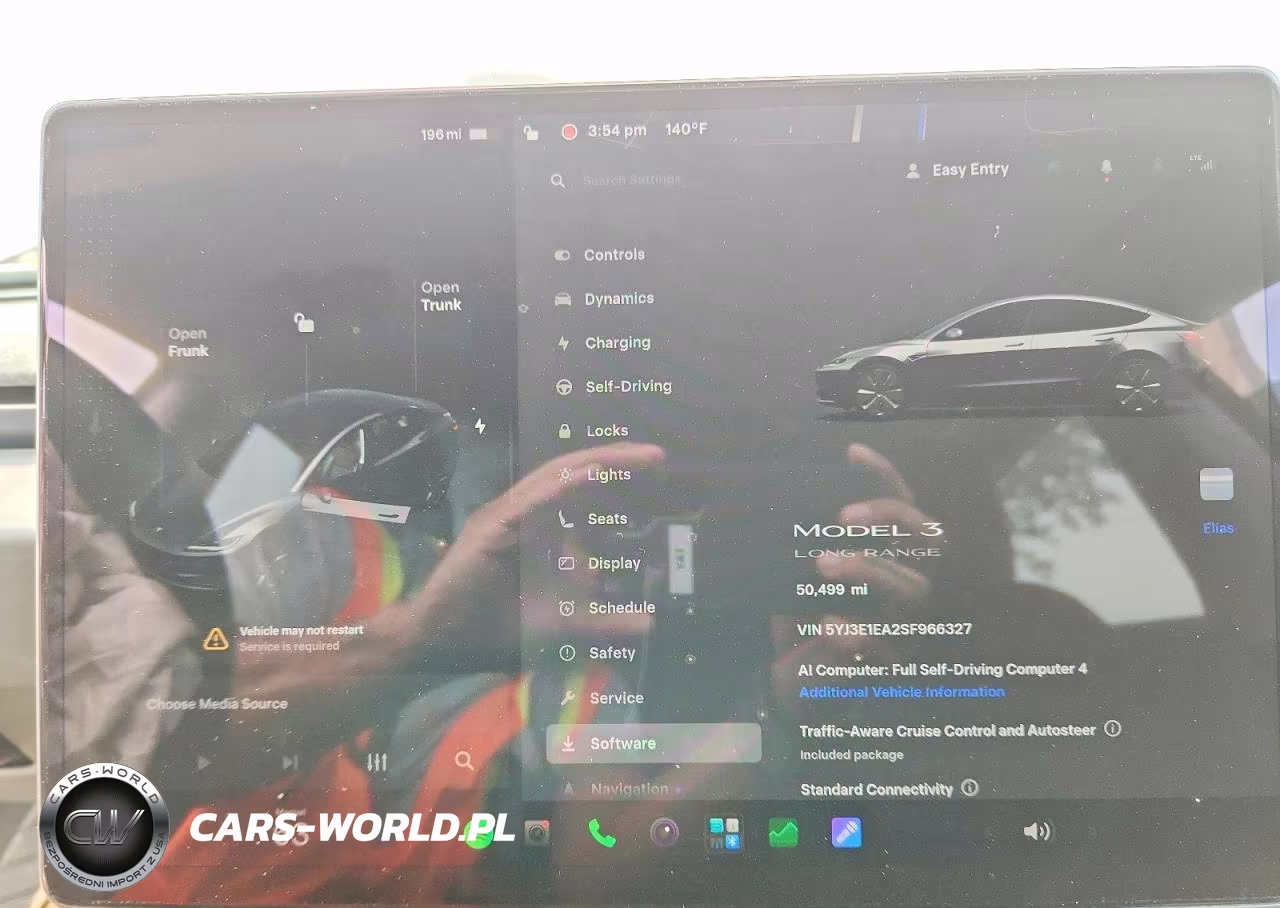 2025 Tesla Model 3 VIN:5YJ3E1EA2SF966327 - 9