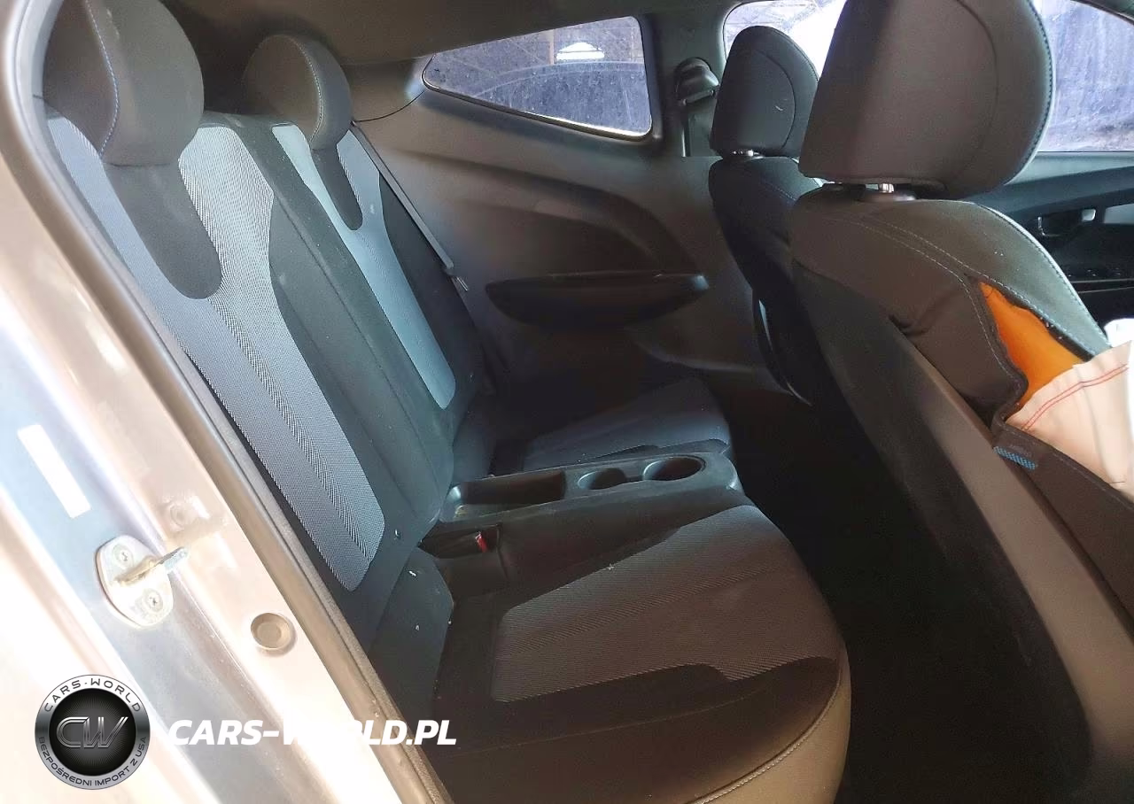 2019 Hyundai Veloster 2.0L VIN:KMHTG6AF9KU017269 - 10