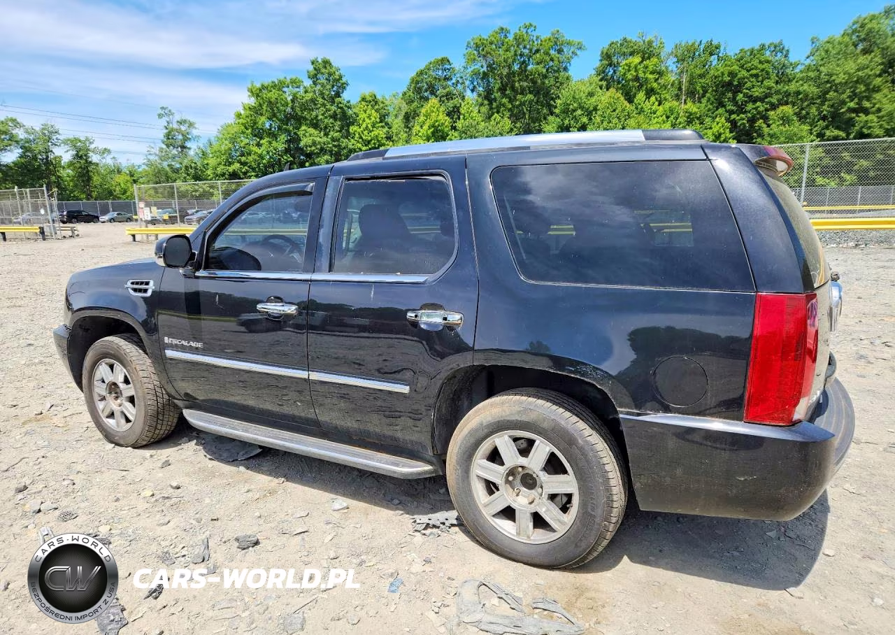 2007 Cadillac Escalade Luxury VIN:1GYFK638X7R222411 - 2
