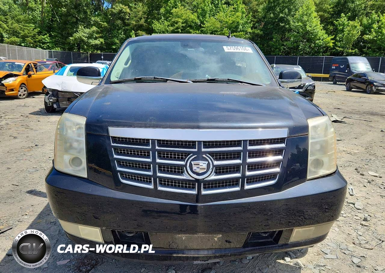 2007 Cadillac Escalade Luxury VIN:1GYFK638X7R222411 - 5