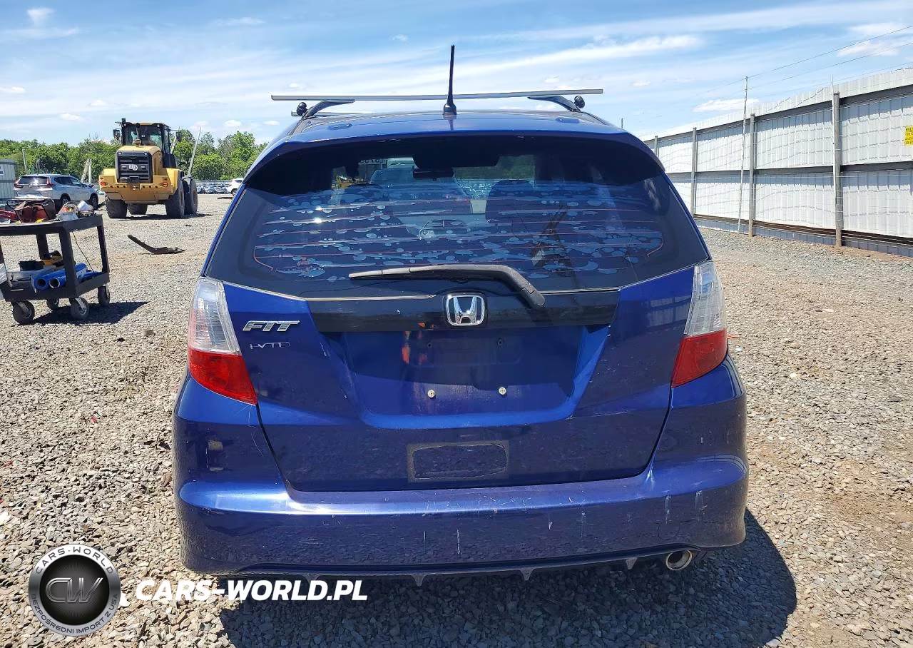 2012 Honda Fit Sport VIN:JHMGE8G54CC037697 - 6