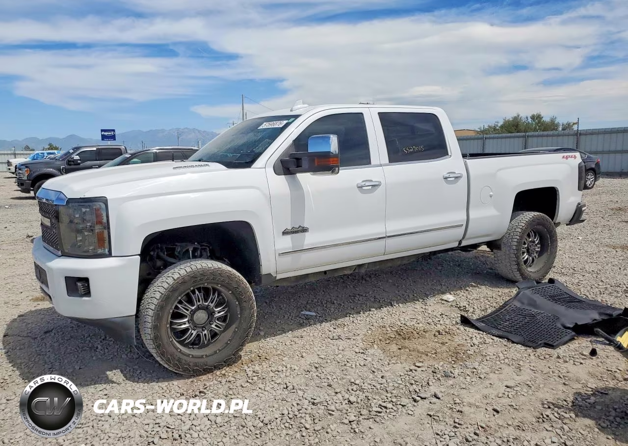 2015 Chevrolet Silverado K2500 High Country – zdjęcie 1 z 12