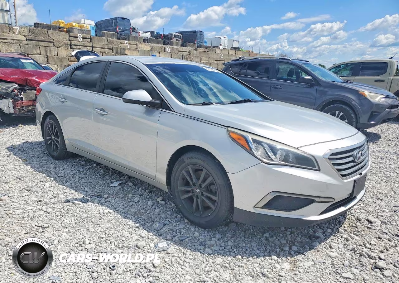 2017 Hyundai Sonata Se VIN:5NPE24AF5HH442653 - 4